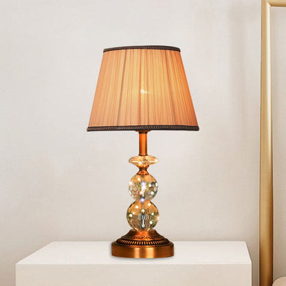 Elegante Tischlampe aus geschliffenem Kristall
