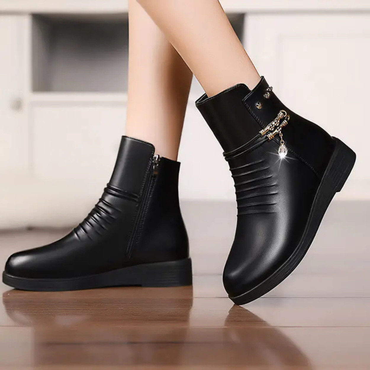 Warme und bequeme Winterstiefeletten aus elegantem Wildleder