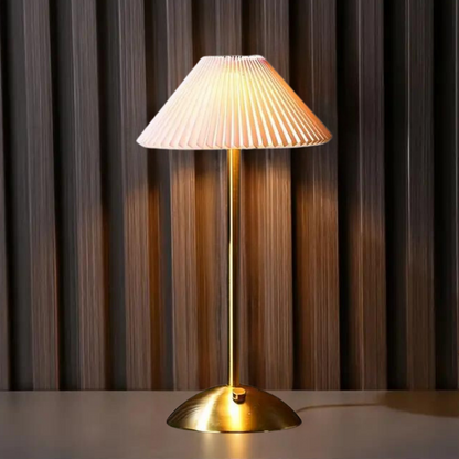 Elegante und tragbare Schreibtischlampe