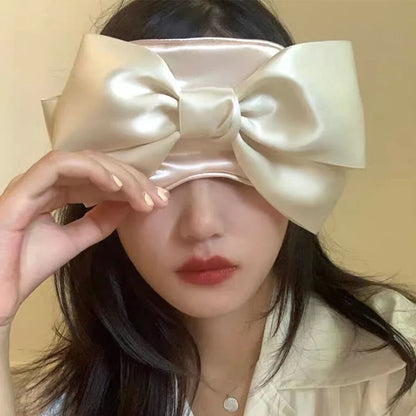 Sanfte Lavendel-Seidenschlafmaske