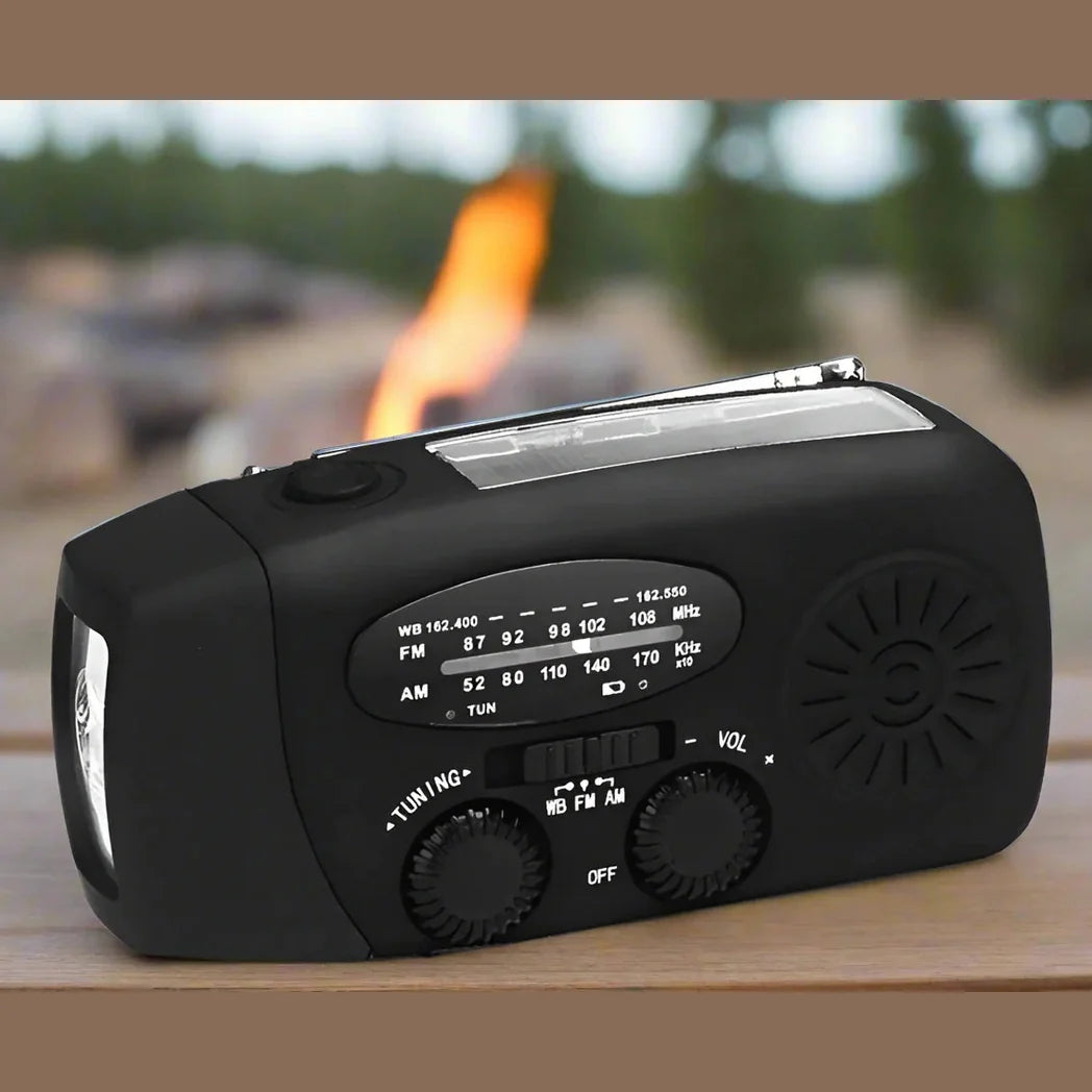 Solarbetriebener Notfallradio für den Außenbereich