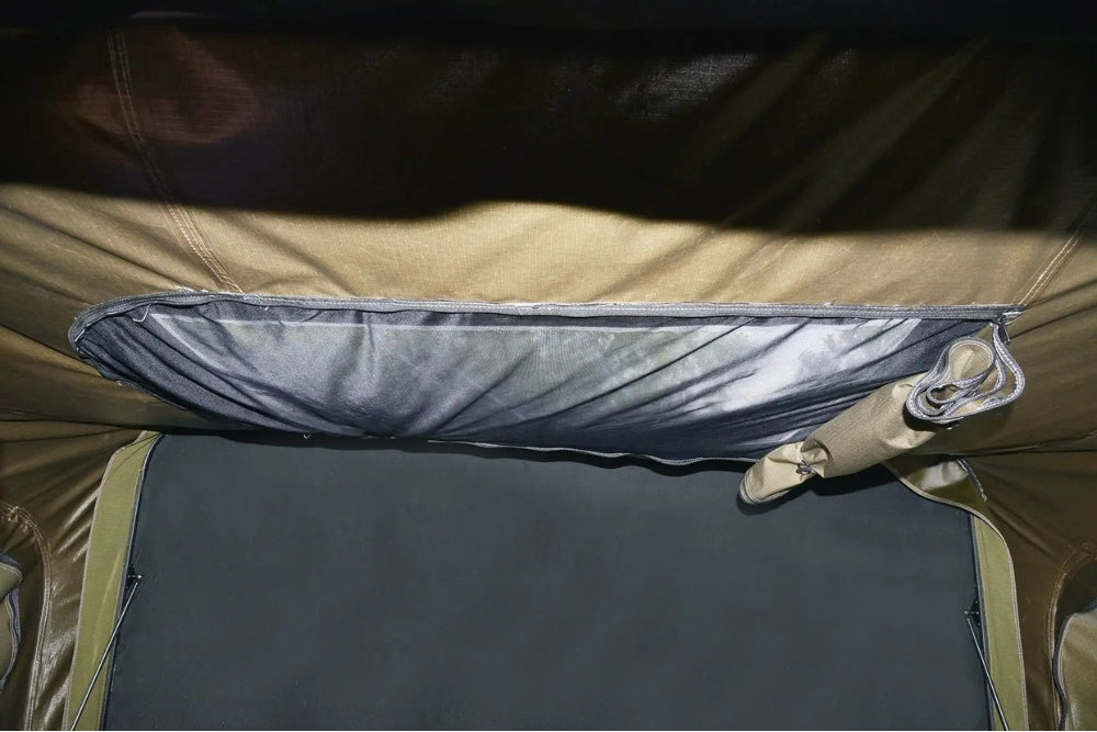 Kompaktes 3-Personen-Dachzelt fürs Auto