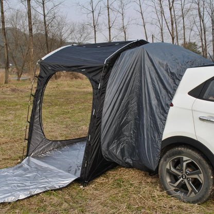 Praktisches Dachzelt fürs Auto zum Campen